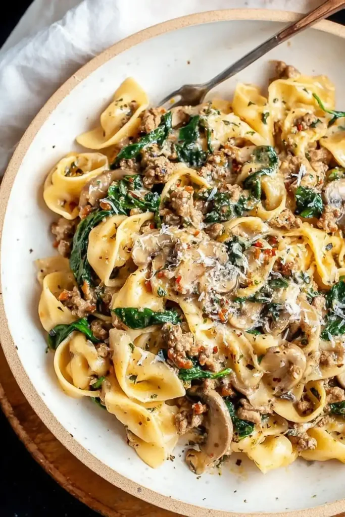 One Pot Cheesy Mushroom Spinach Beef Pasta