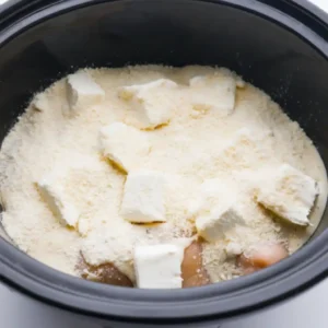 Crock Pot Garlic Parmesan Chicken Pasta